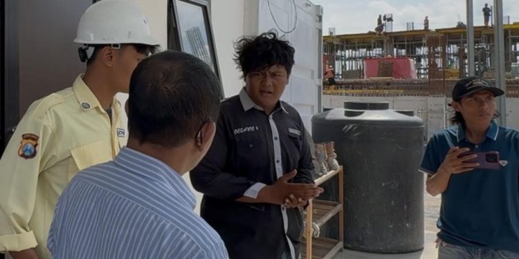 Diduga Intimidasi dan Coba Rampas HP Wartawan, Oknum Mahasiswa Poltera Sampang Dilaporkan ke APH