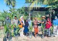 Warga Nibong Baroh Antusias Tanam Kelapa Hibrida, Dorong Kemandirian Ekonomi Lewat Program Penghijauan